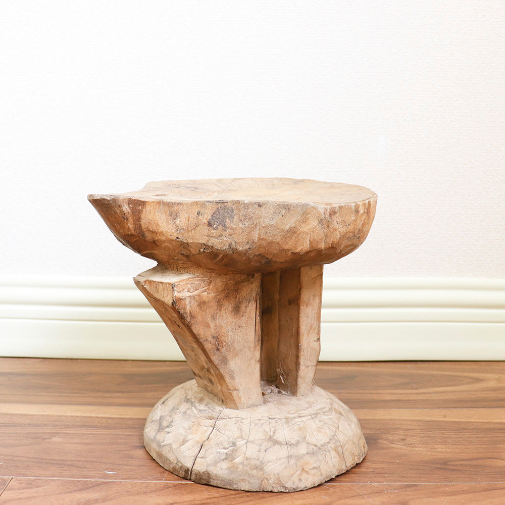 ジンバブエトンガスツール 小 25 | マンゴロベ