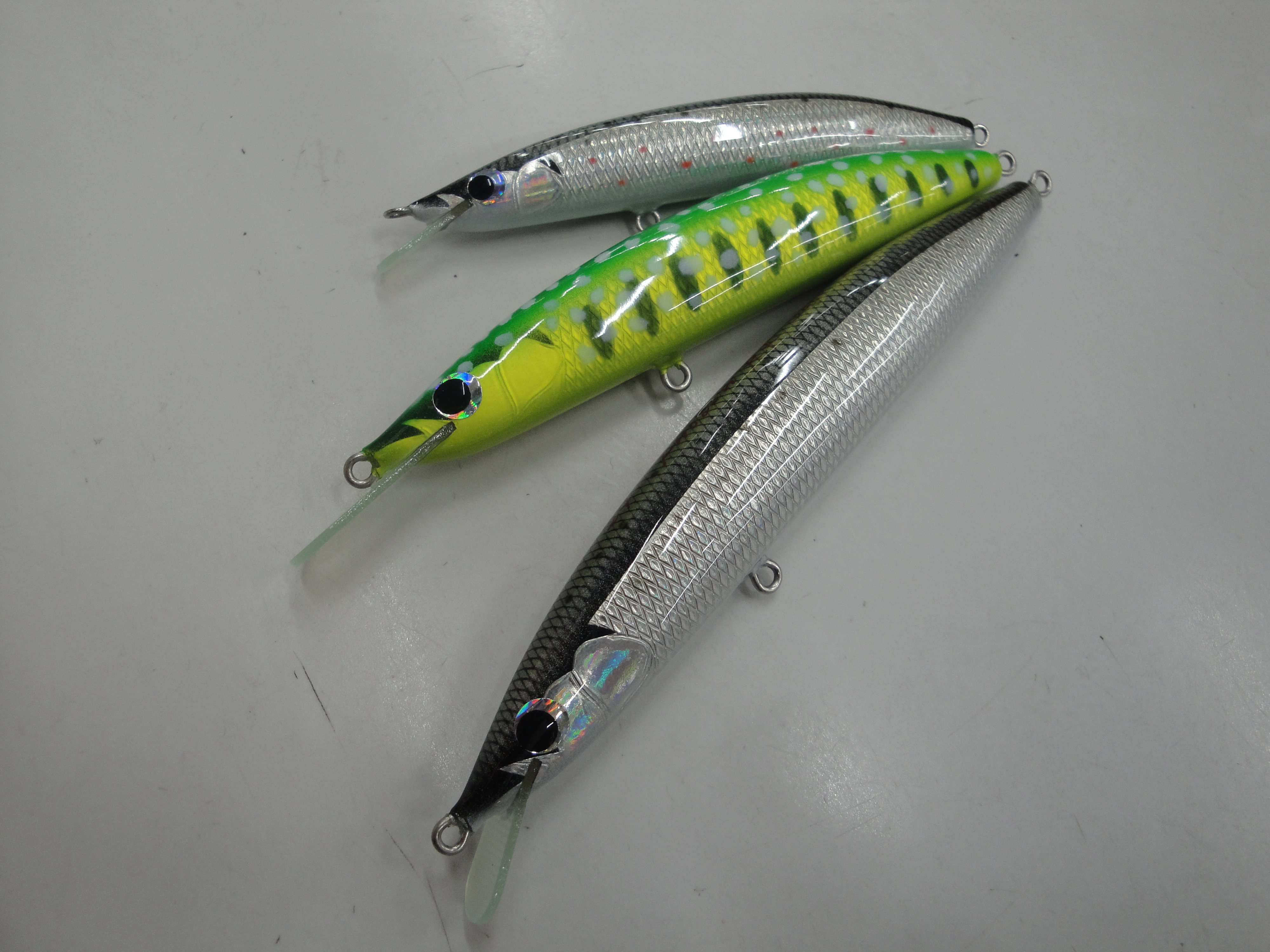 レプトン「フォトン20thLTDカラー」入荷 | 釣り具のマルハン