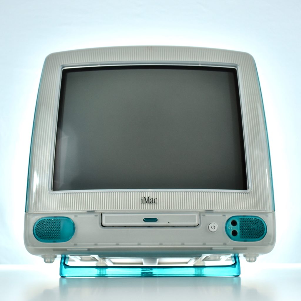 iMac G3/333 (blueberry, 1999) – mattjfuller.com