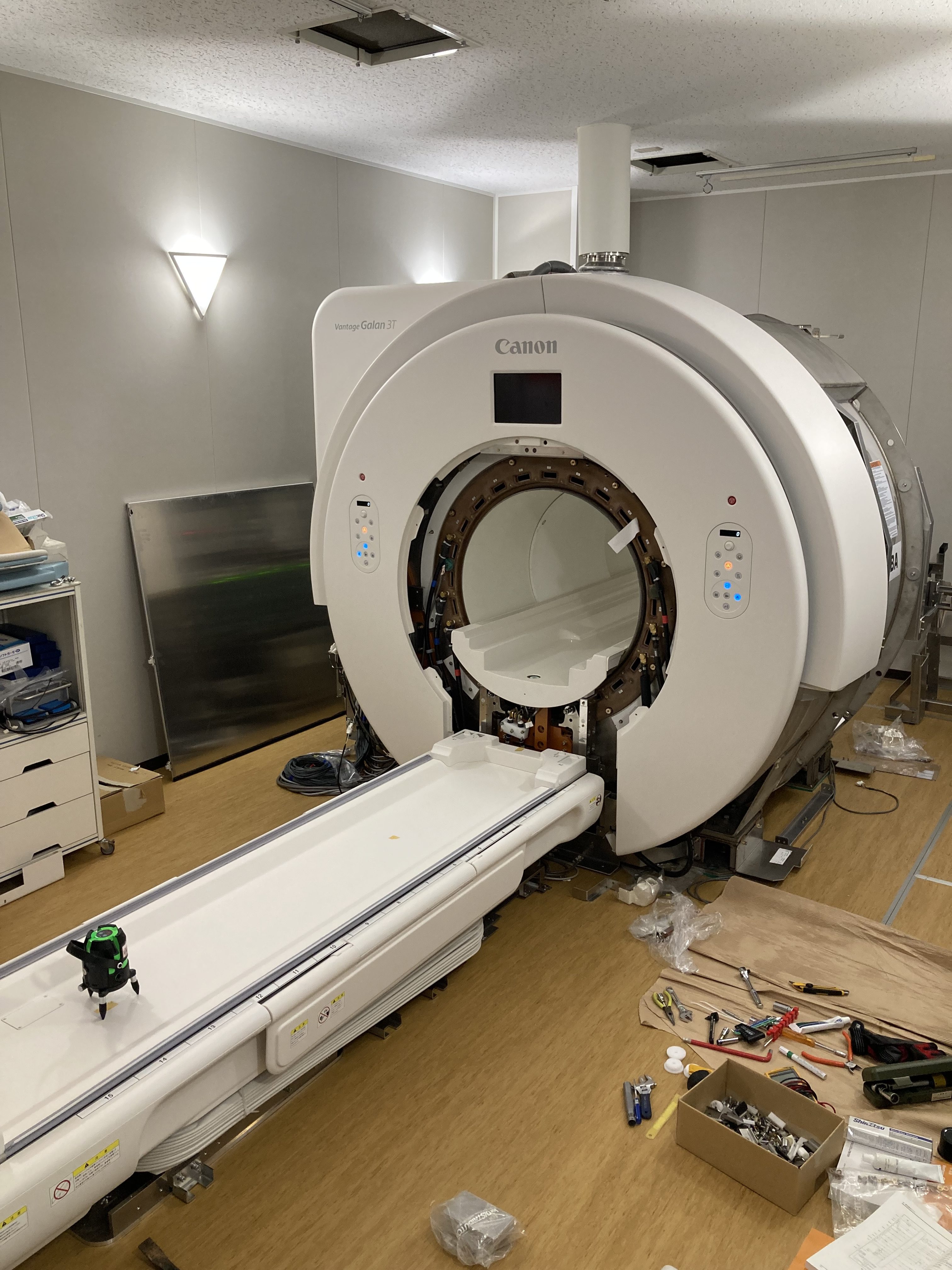 DeepLearningへの道（1）装置の入れ替えを写真で公開 | MRIfan.net