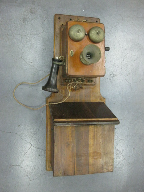 sr0067 デルビル磁石式壁掛電話機 【昭和レトロ百貨店】