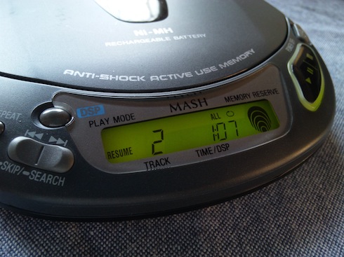 Panasonic PORTABLE CD PLAYER SL-S470