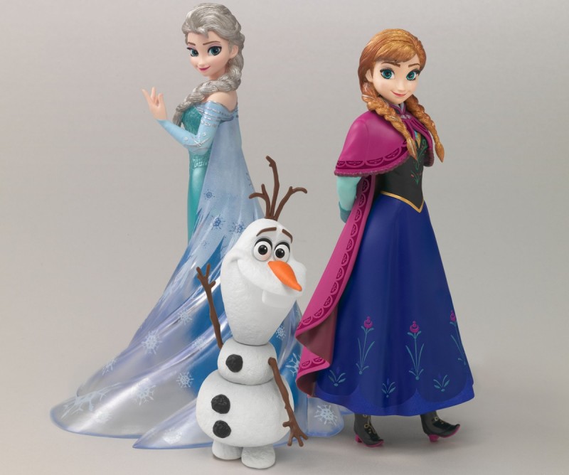 エルサとアナが本格フィギュアに！ “アナ雪”が『フィギュアーツ ZERO