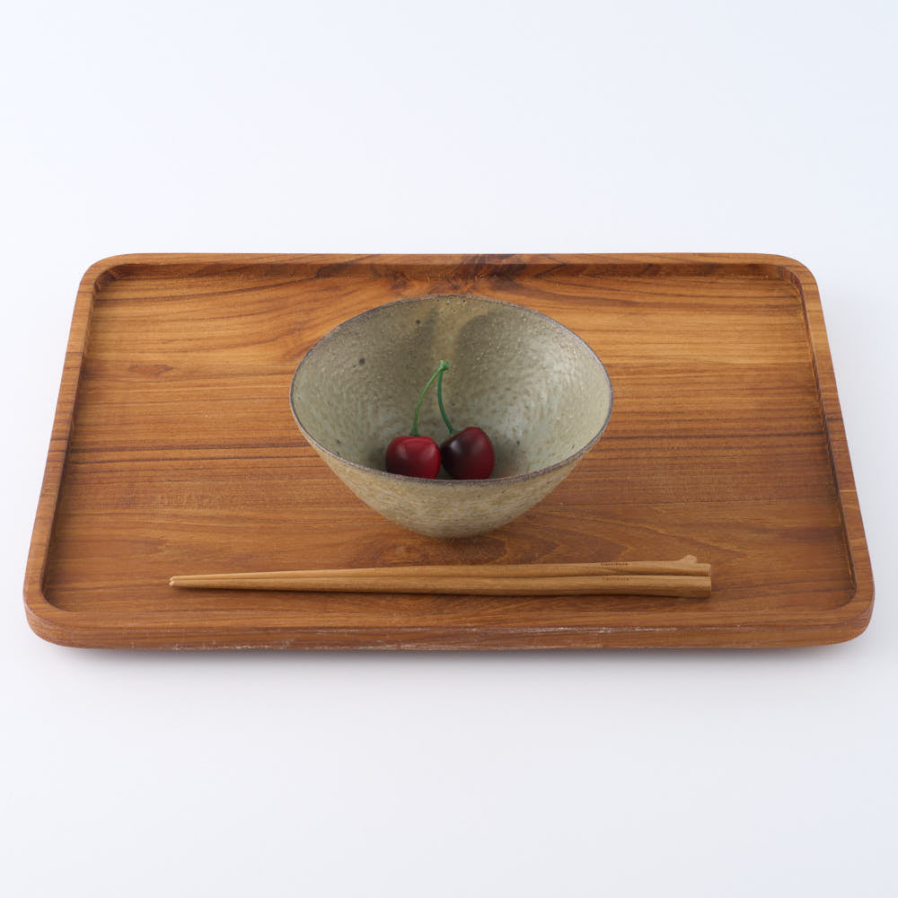 作家 冨部咲喜子 粉引楕円鉢(深) ¥4,400 大人の焼き物