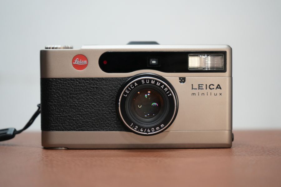 LEICA minilux summarit 40mm f2.4 純正ケース付き – まるかめら