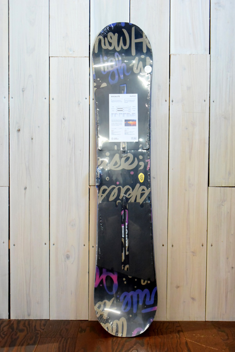 女の子用の遊べるボード BURTON SOCIALITE – A-BONY