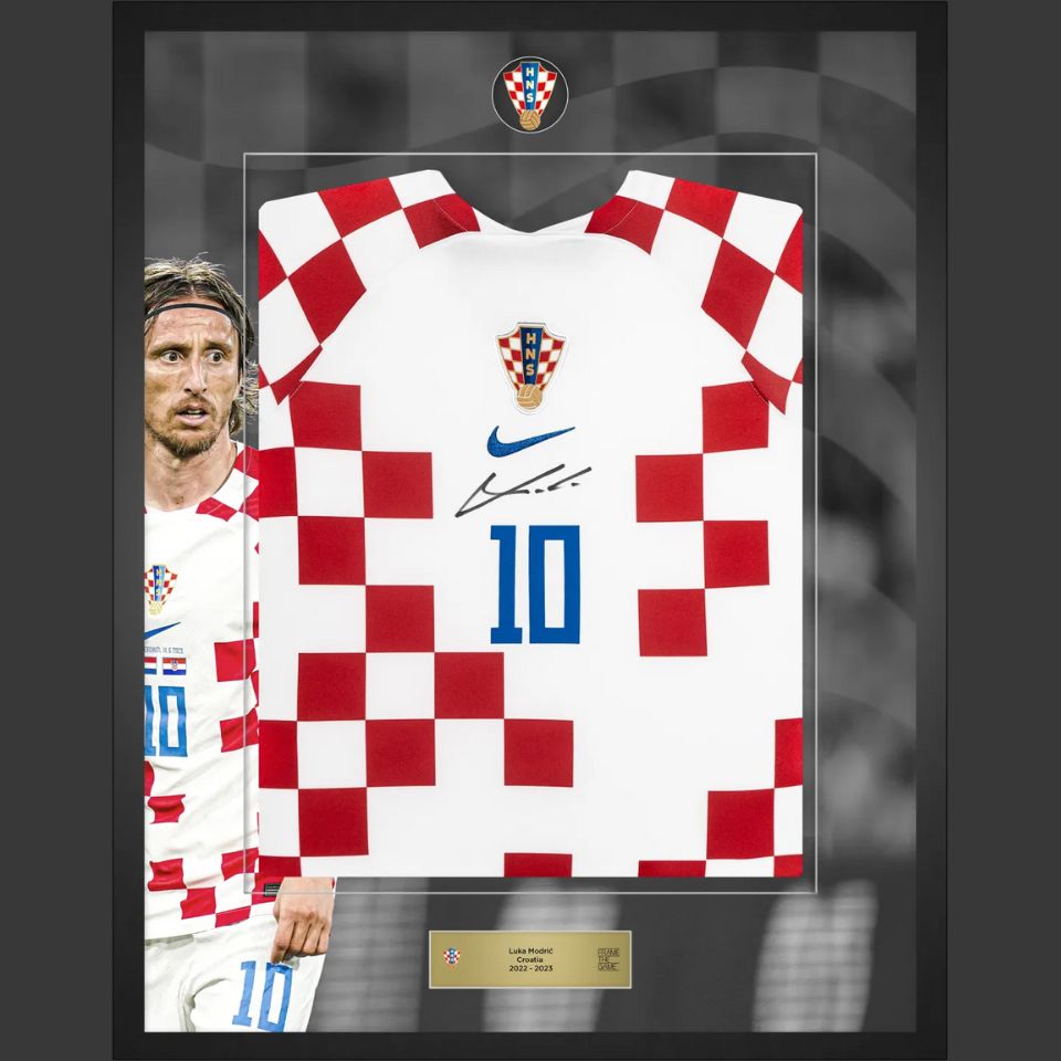 ルカ・モドリッチ【直筆サイン入り】クロアチア代表ユニホーム2022-23