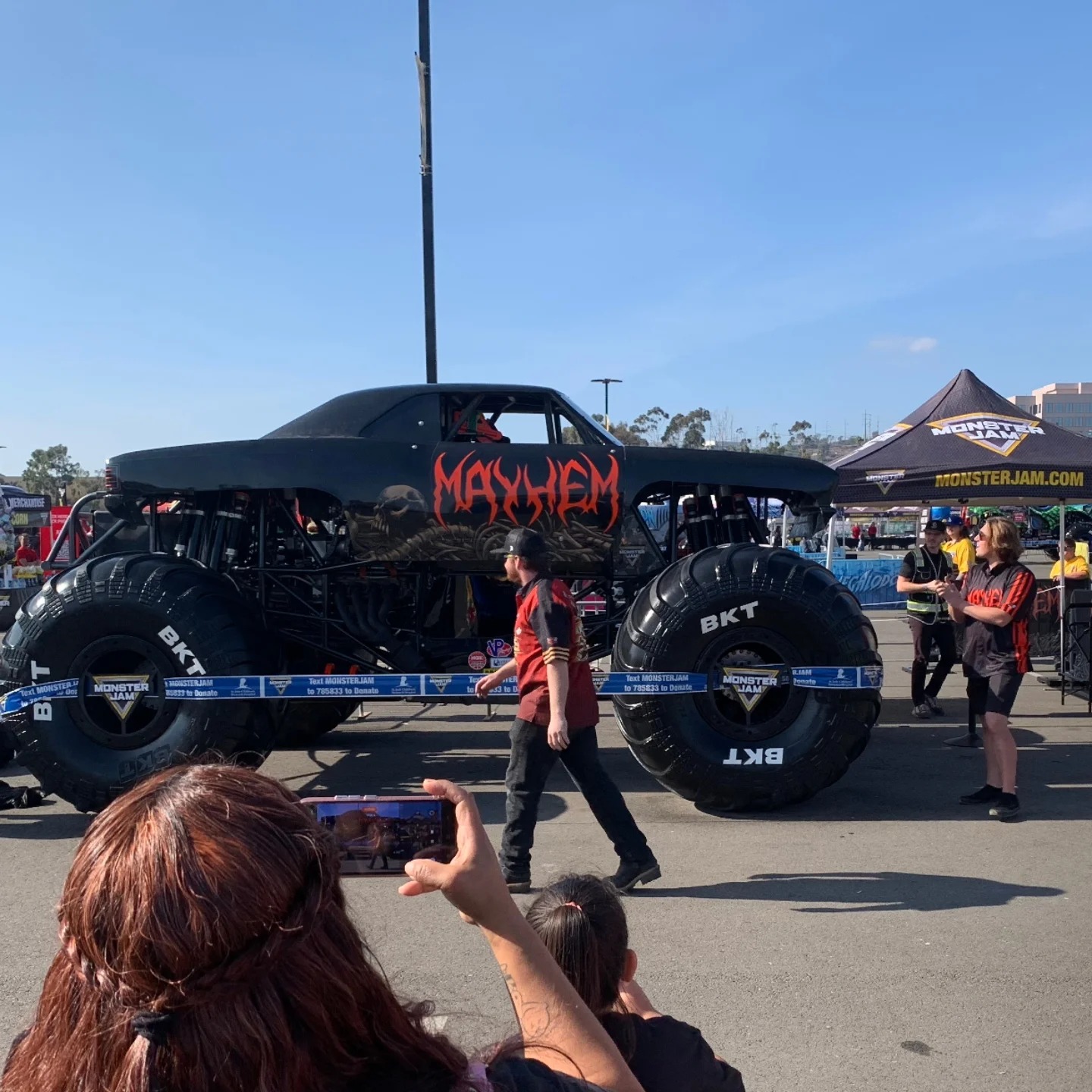 NEW TRUCK ! MAYHEM UNVEILED! - Team Scream Racing