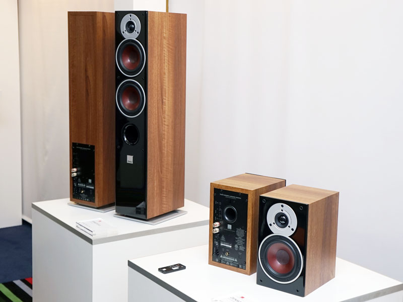 DALIの人気スピーカー「ZENSOR」が、アクティブスピーカーに。光入力や
