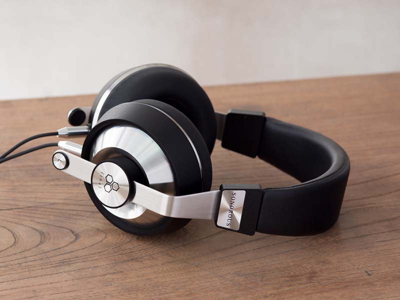 ハイブリッドヘッドフォン「PANDORA HOPE」が「SONOROUS」に名称変更