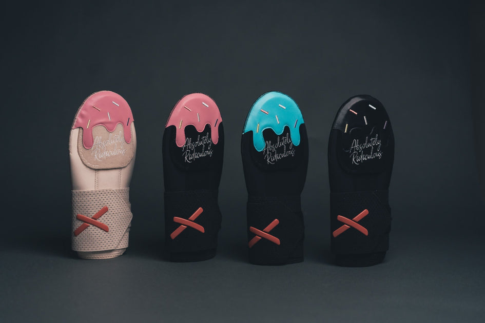 スライディングミット – Absolutely Ridiculous innovation for Athletes