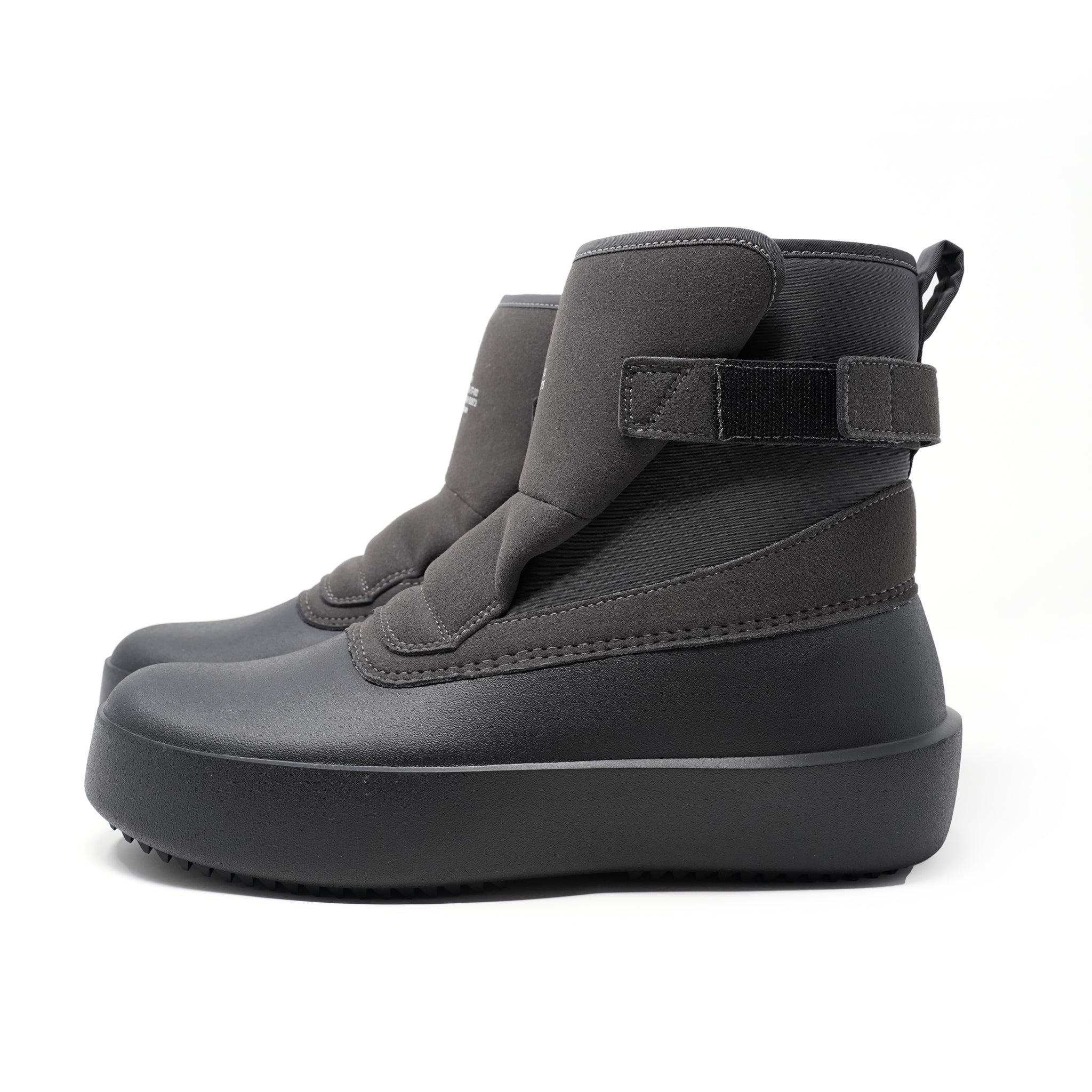 ET013 | Snowf - Black | 810s