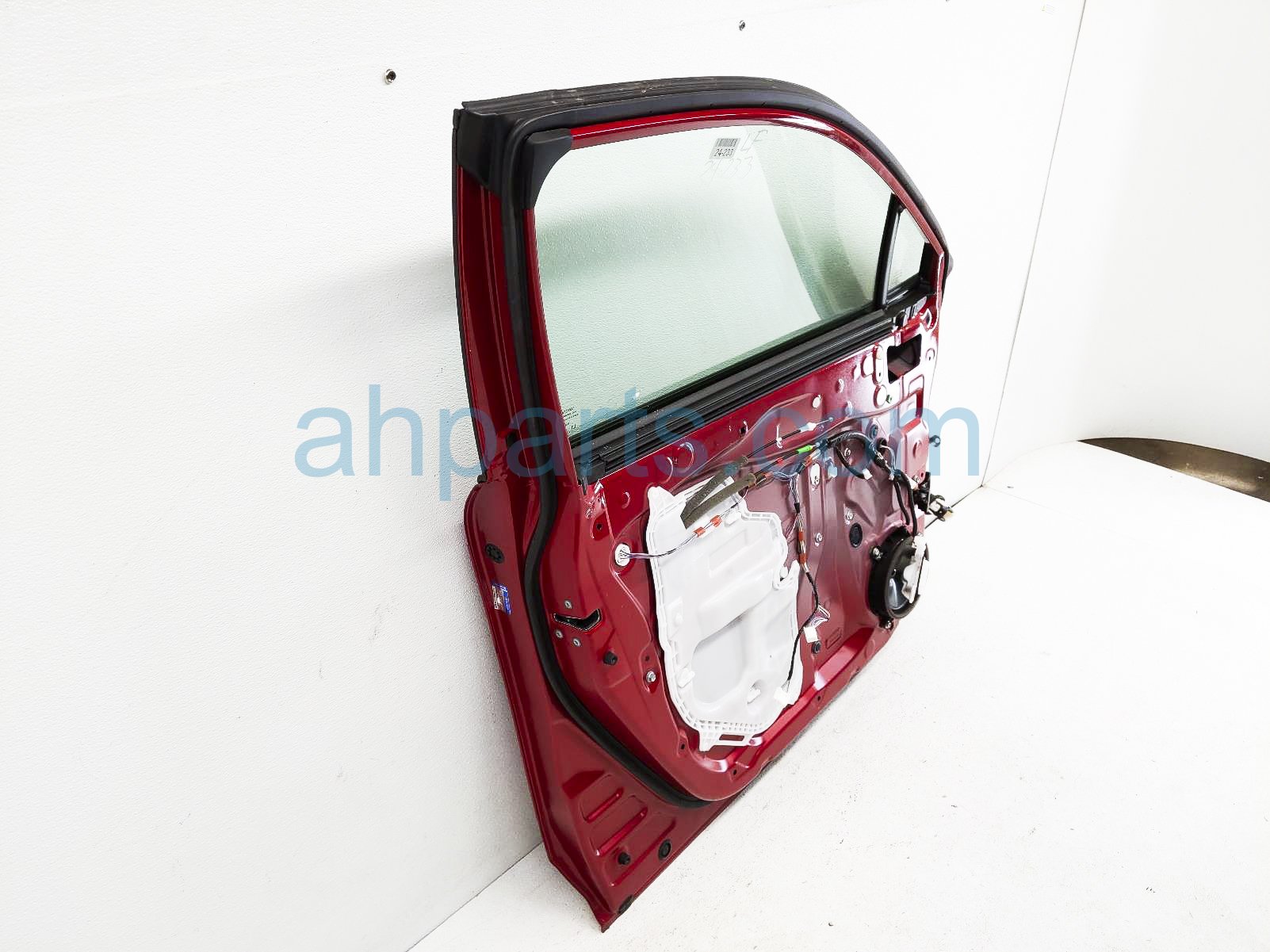 2022 Toyota Corollacs Front Driver Door - Red - No Mirror/trim