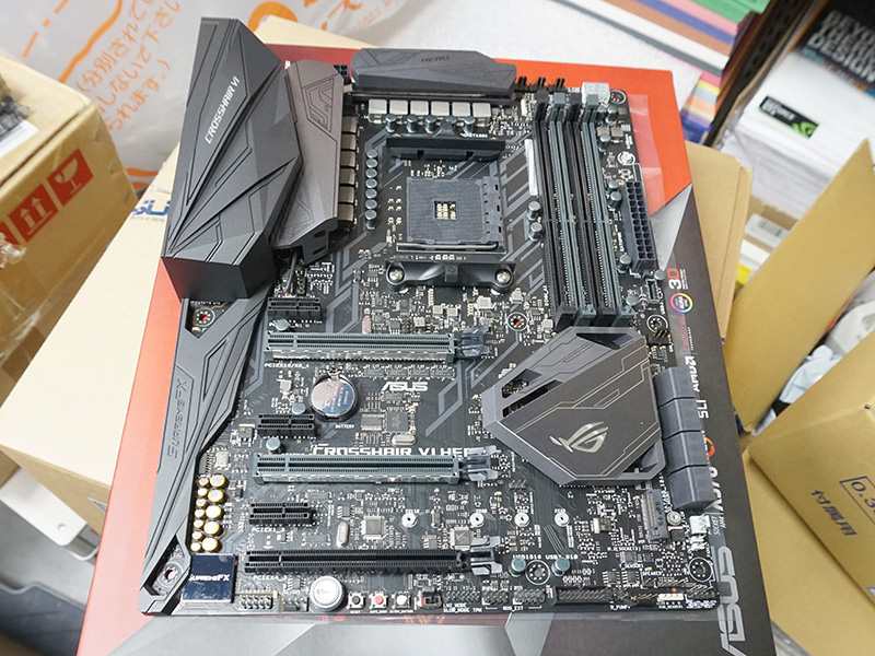 ASUSのRyzenマザーは「ROG CROSSHAIR VI HERO」など4製品、PCI搭載