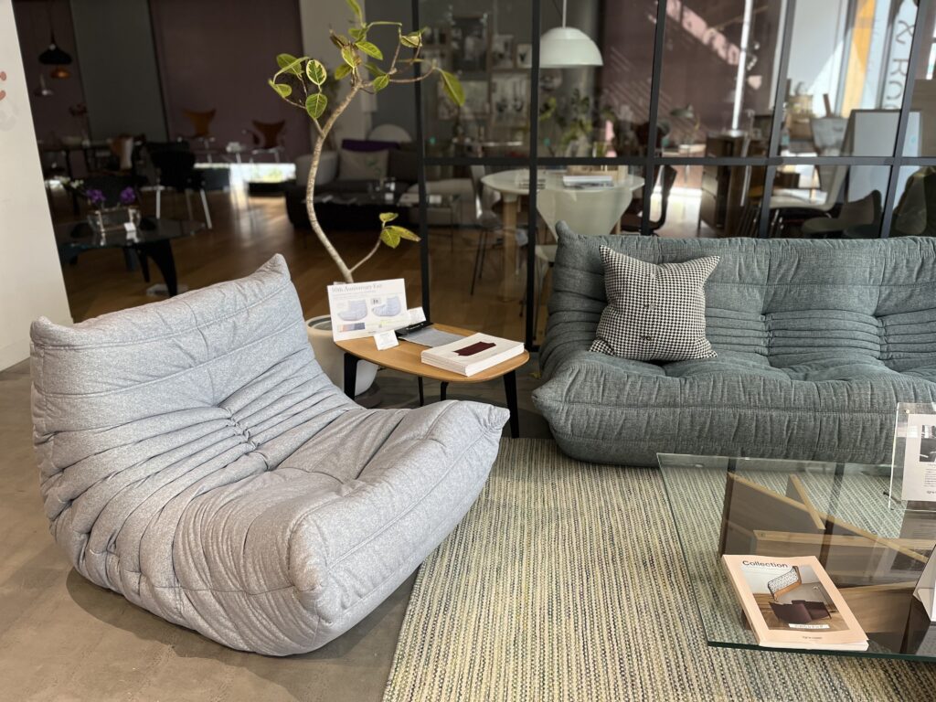 セット販売② 美品 ロゼトーゴ 2Pソファ パフ付 50周年限定 DENDEN