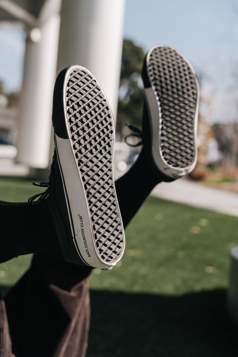 VANS x ANTi COUNTRY CLUB TOKYO COLLABORATION OLD SKOOL SHOES