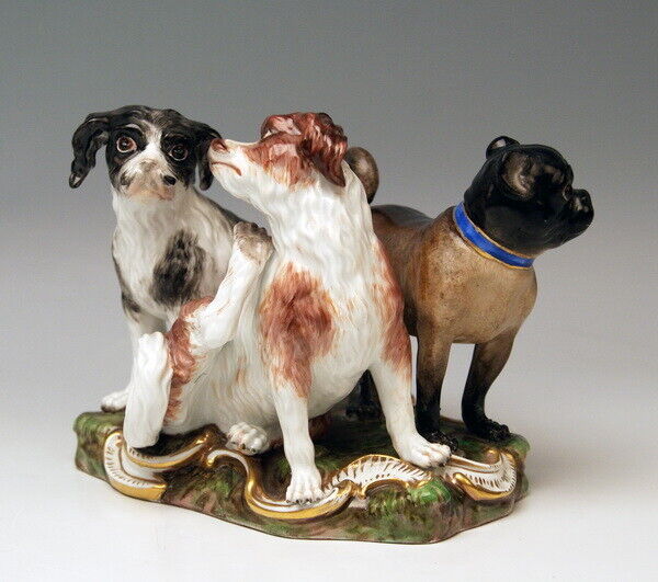 マイセン人形 アニマルフィギュリン グループドッグ 3匹の犬 1830