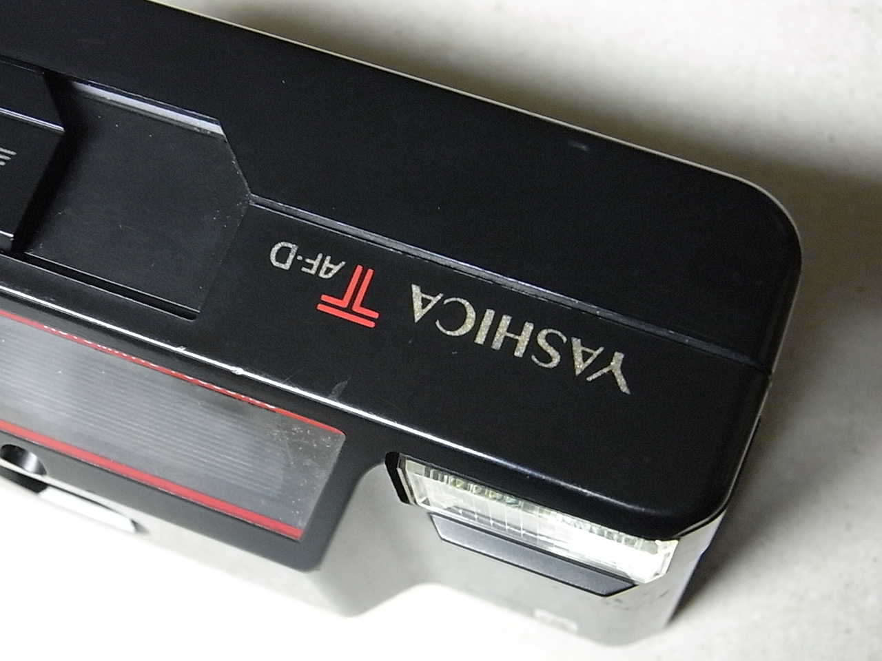 ヤシカ（YASHICA） T AF-D 分解（破壊）しちゃった！ | アレナニコレナニ