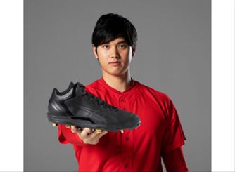 力強いプレーを支える安定性とクッション性を兼備！ 大谷翔平選手