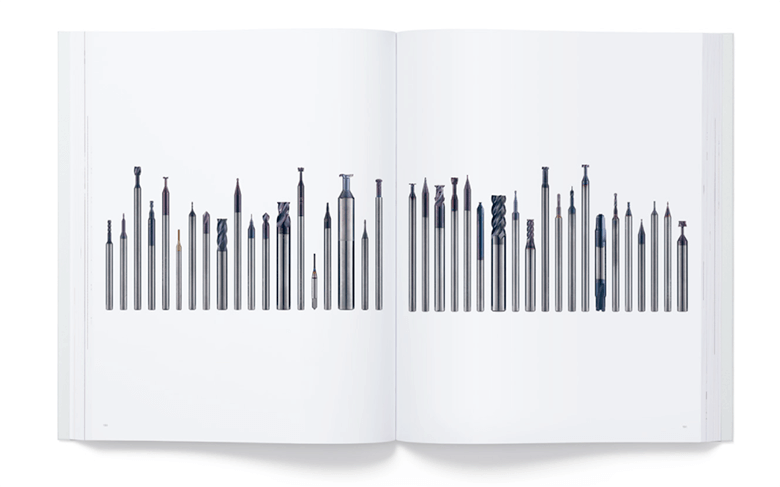 Appleの20年をたどる写真集「Designed by Apple in California」 | Swings