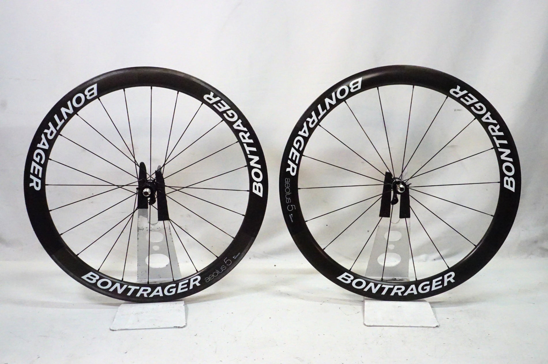 BONTRAGER 「ボントレガー」 AEOLUS 5 RIM TU シマノ11速 ホイール