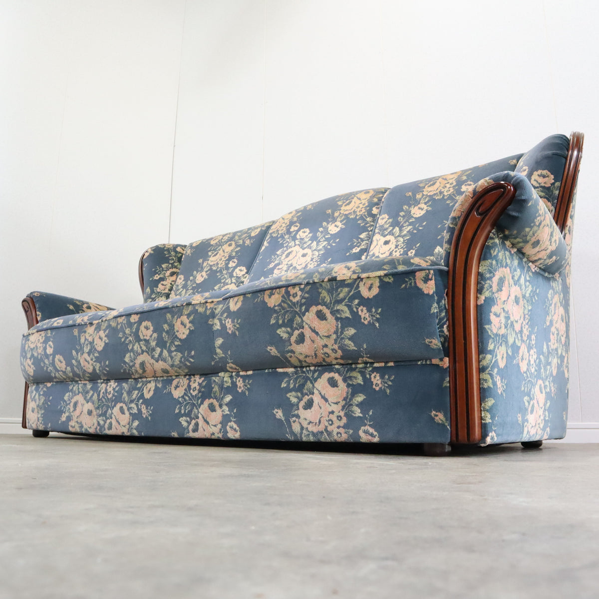 カリモク/karimoku コロニアル 花柄ソファ 3P 肘掛けソファ 応接