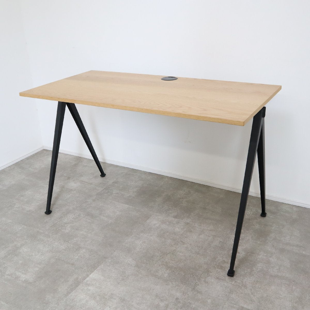 HAY デスク PYRAMID DESK ピラミッドデスク オーク材 アイアンフレーム