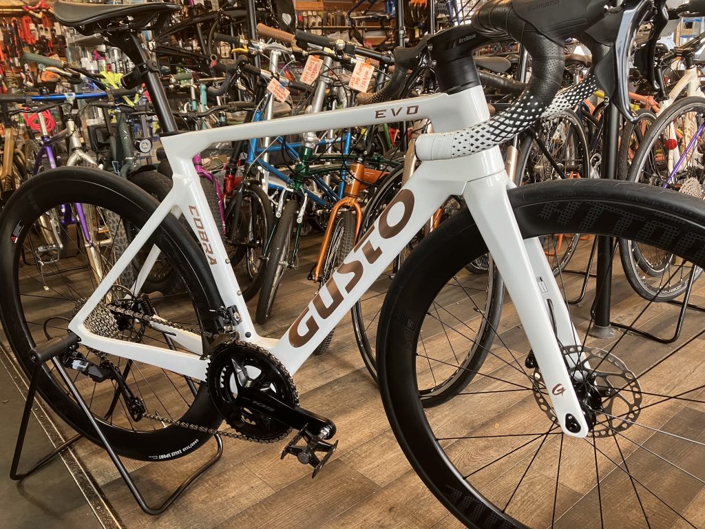 GUSTO COBRA EVO DB ELITE ULTRA 納車しました - Base Rocket Punch