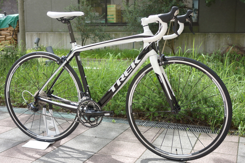 高い運動性能のエントリーロードバイク TREK Madone(マドン)4.3 | 奈良