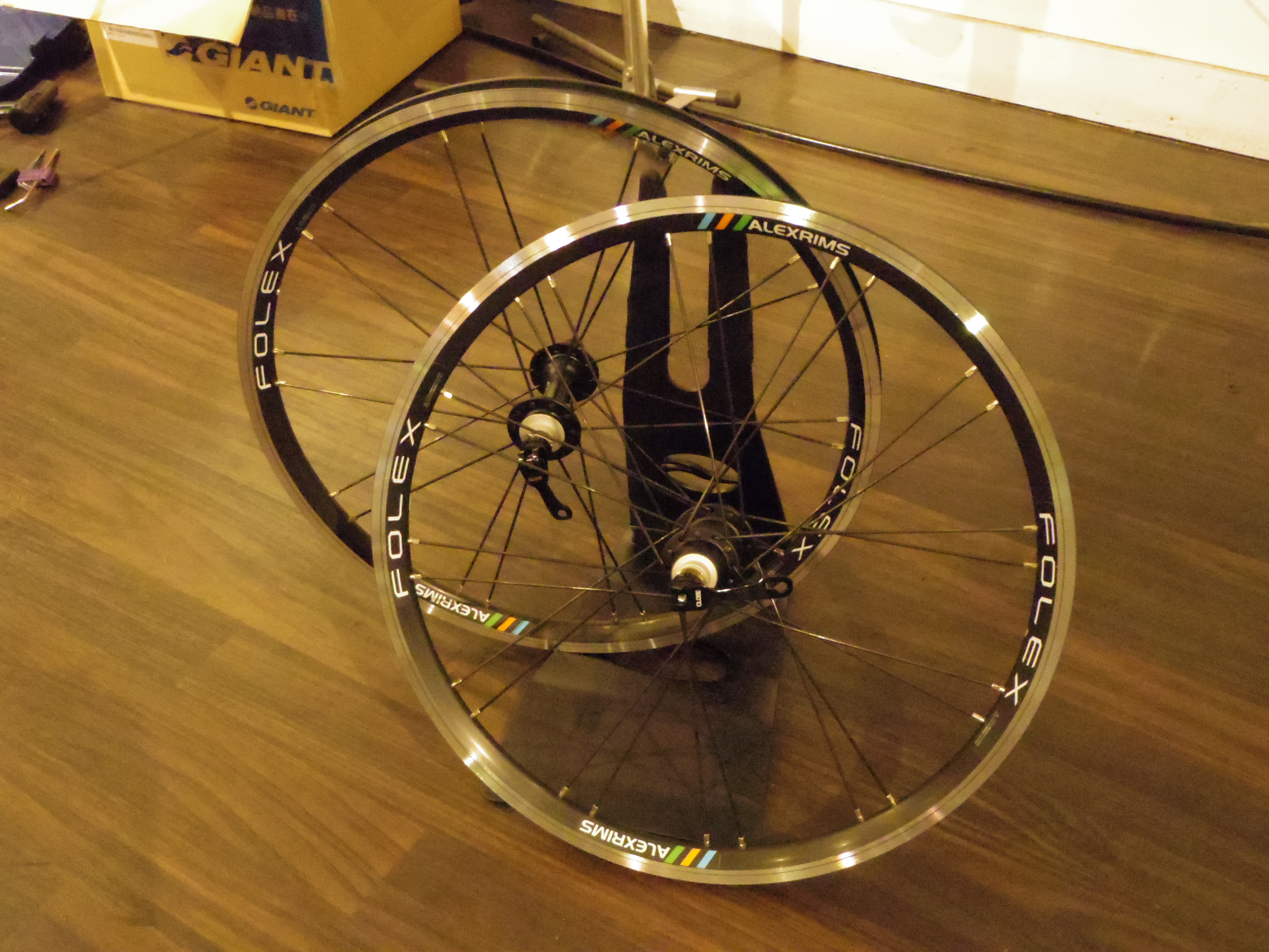 ミニベロ・小径車の完組みホイール A-CLASS FOLEX | 横浜・新宿・湘南