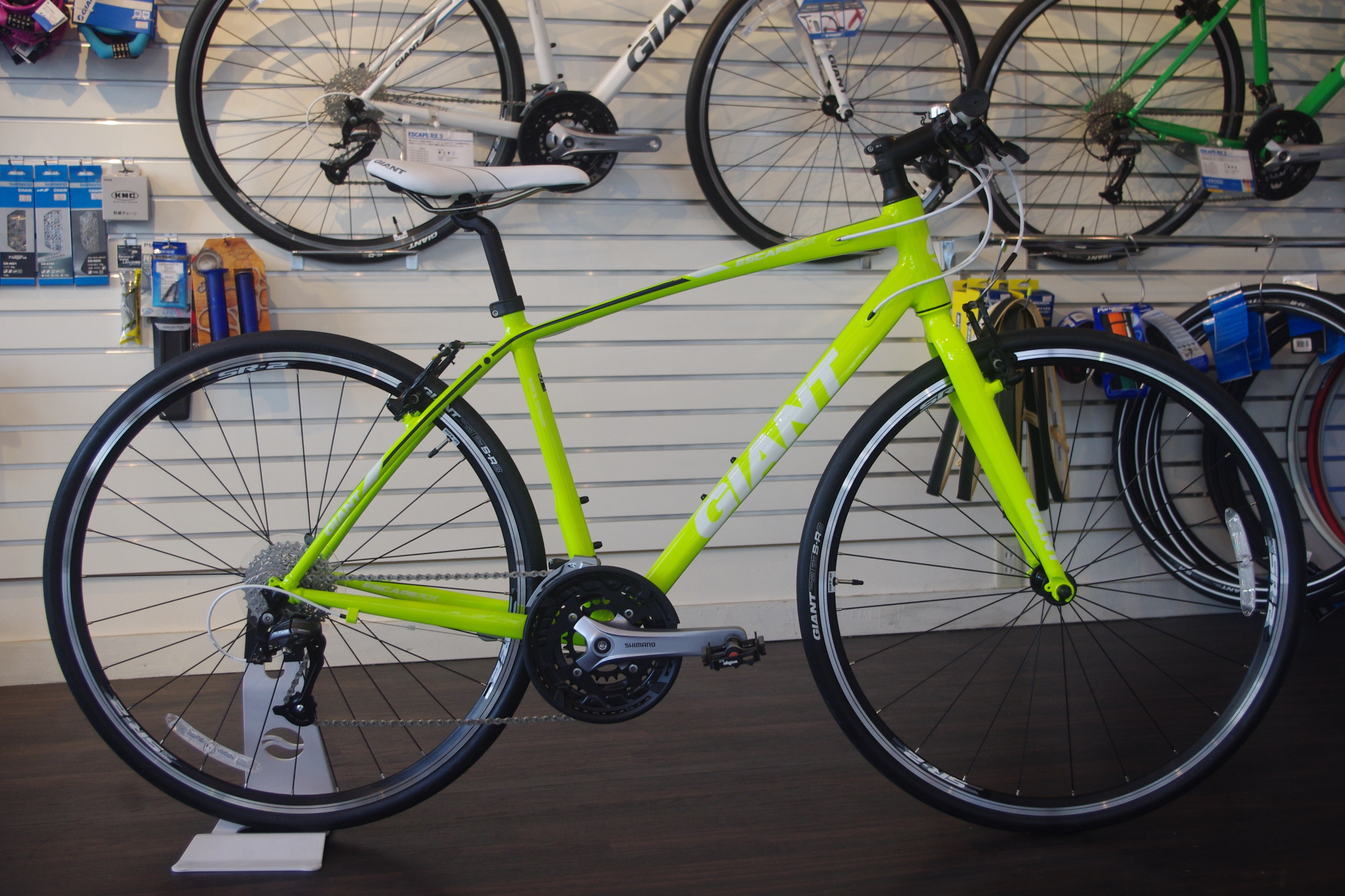 ご試乗だけでも大歓迎!! ESCAPE RX3 オススメのクロスバイクです