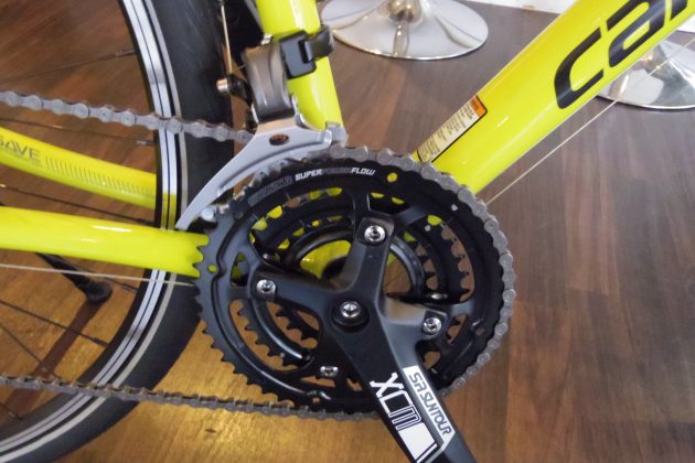 2017 CANNONDALE QUICK 6(キャノンデール クイック4)NSPネオンイエロー