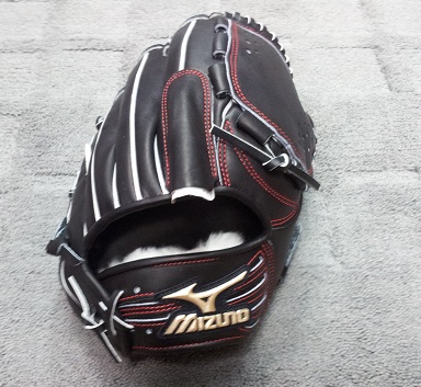 待望！！斎藤佑樹モデルグラブ！ - メザンスポーツ2号館