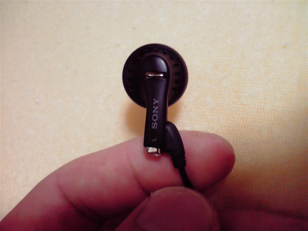 SONY MDR-E484 SONYイヤホン2代目最上位機種 | ダグくんのだらだら日記