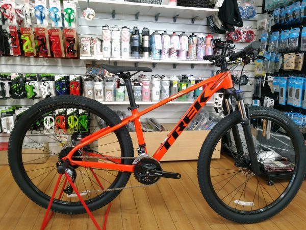 初心者御用達モデルが更にお買い得度UP！2019 TREK MARLIN 7入荷