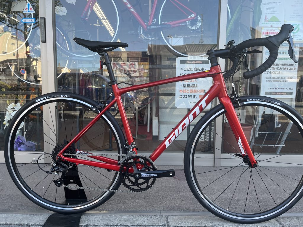 GIANT を代表するエントリーロードバイク 登場！！ - サンワ スタッフ