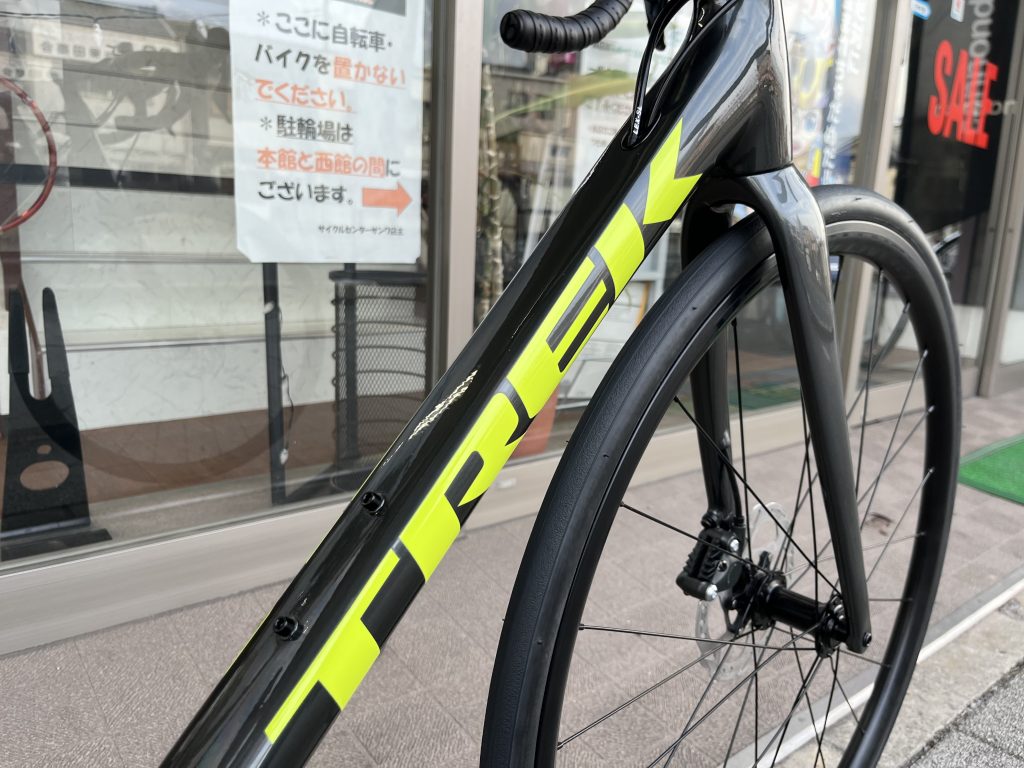 続々入荷】TREK EMONDA ALR4 が2カラー入荷しました。 - サンワ