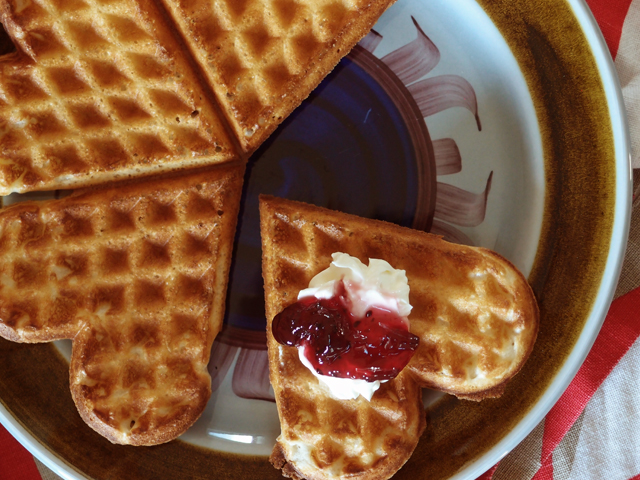 焼きたて命のサクサクスウェーデンワッフル | Fukuya通信