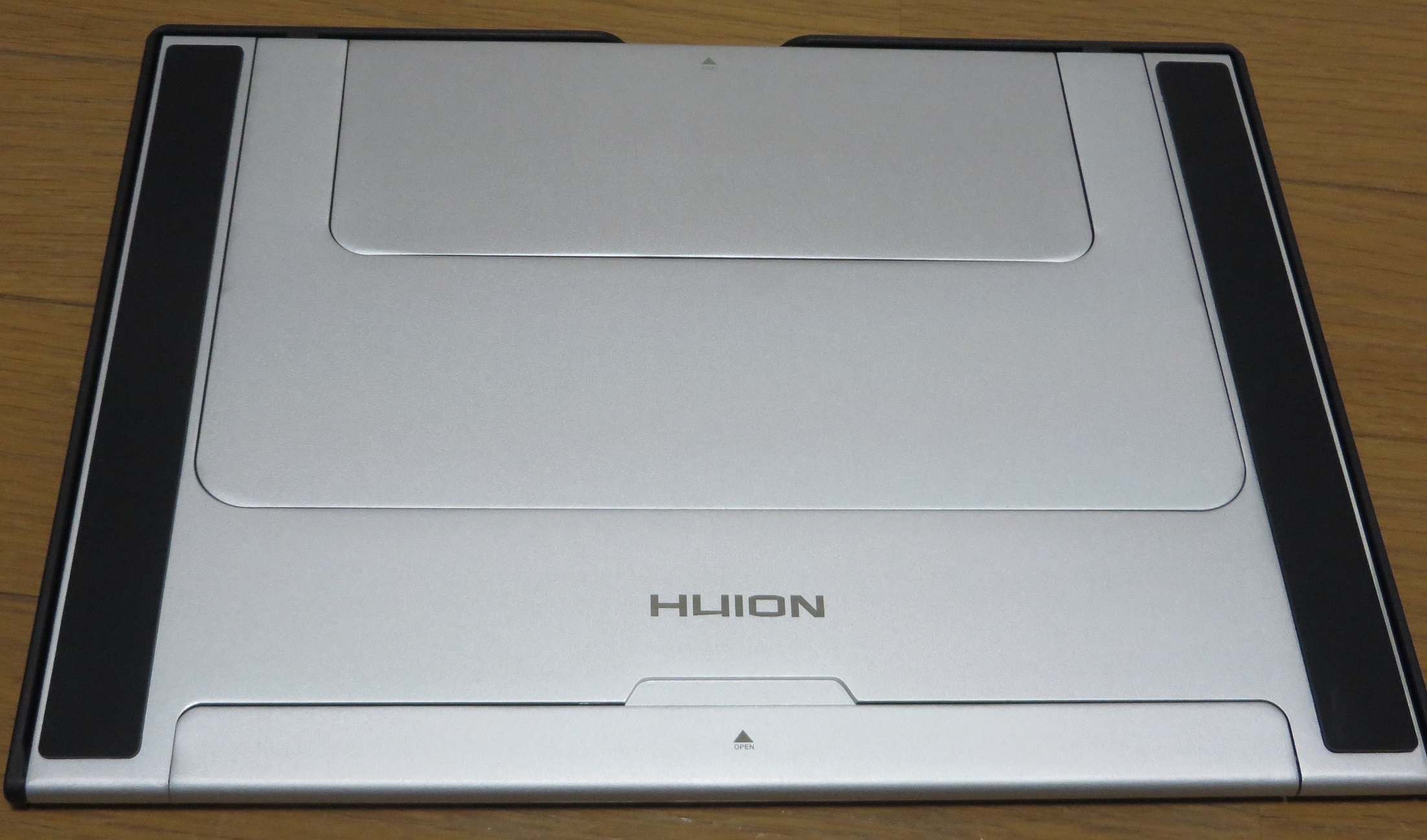 HUIONの液晶ペンタブレットKAMVAS GT-156HD v2を使ってみた – OSAKANA