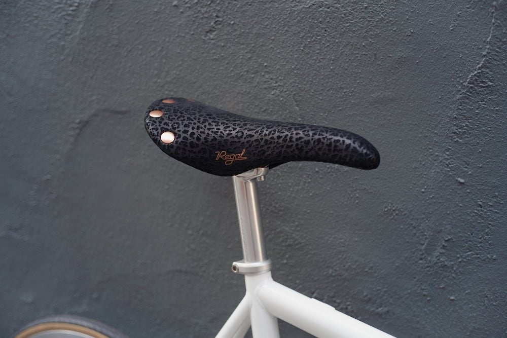 スチールバイクに使いたいサドル3選 | ブローチャーズ - BROTURES