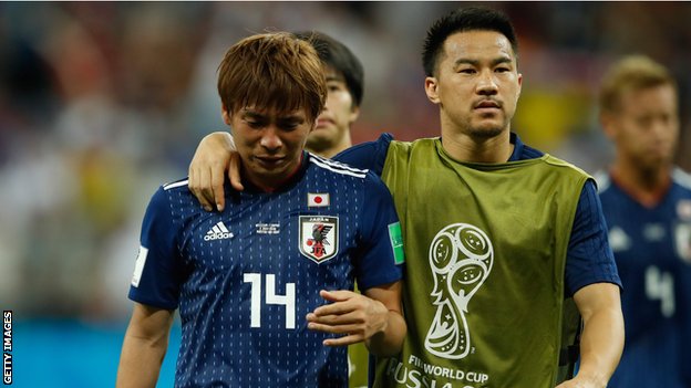 サッカーW杯】日本、ベルギーに2-3で惜敗 後半追加時間に失点 - BBC