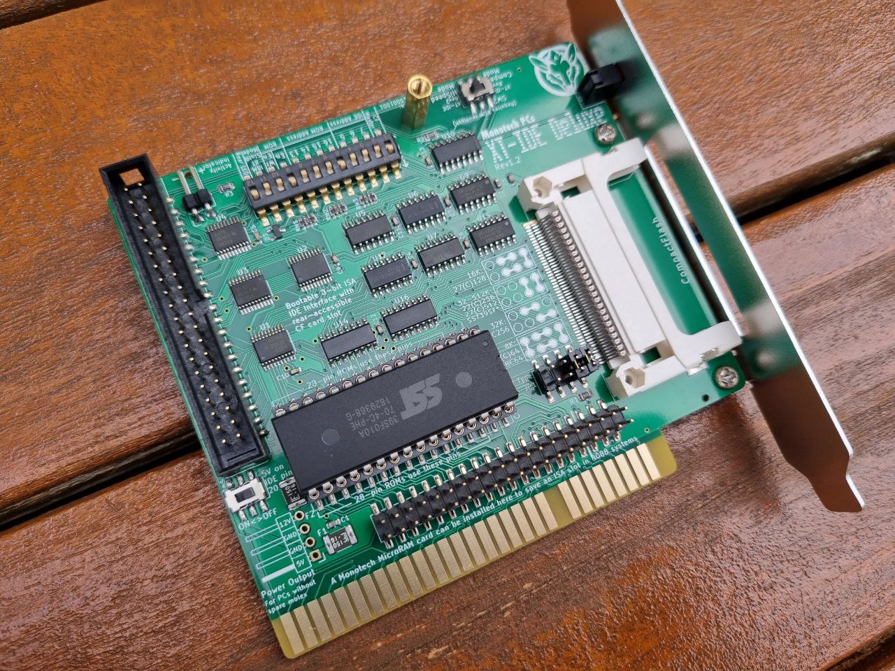 XT-IDE Deluxe - Bootable ISA CF+IDE Interface Card