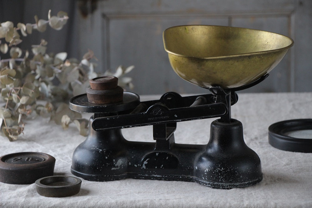 SALTER（ソルター）社黒のスケール（秤）横幅33cm イギリス