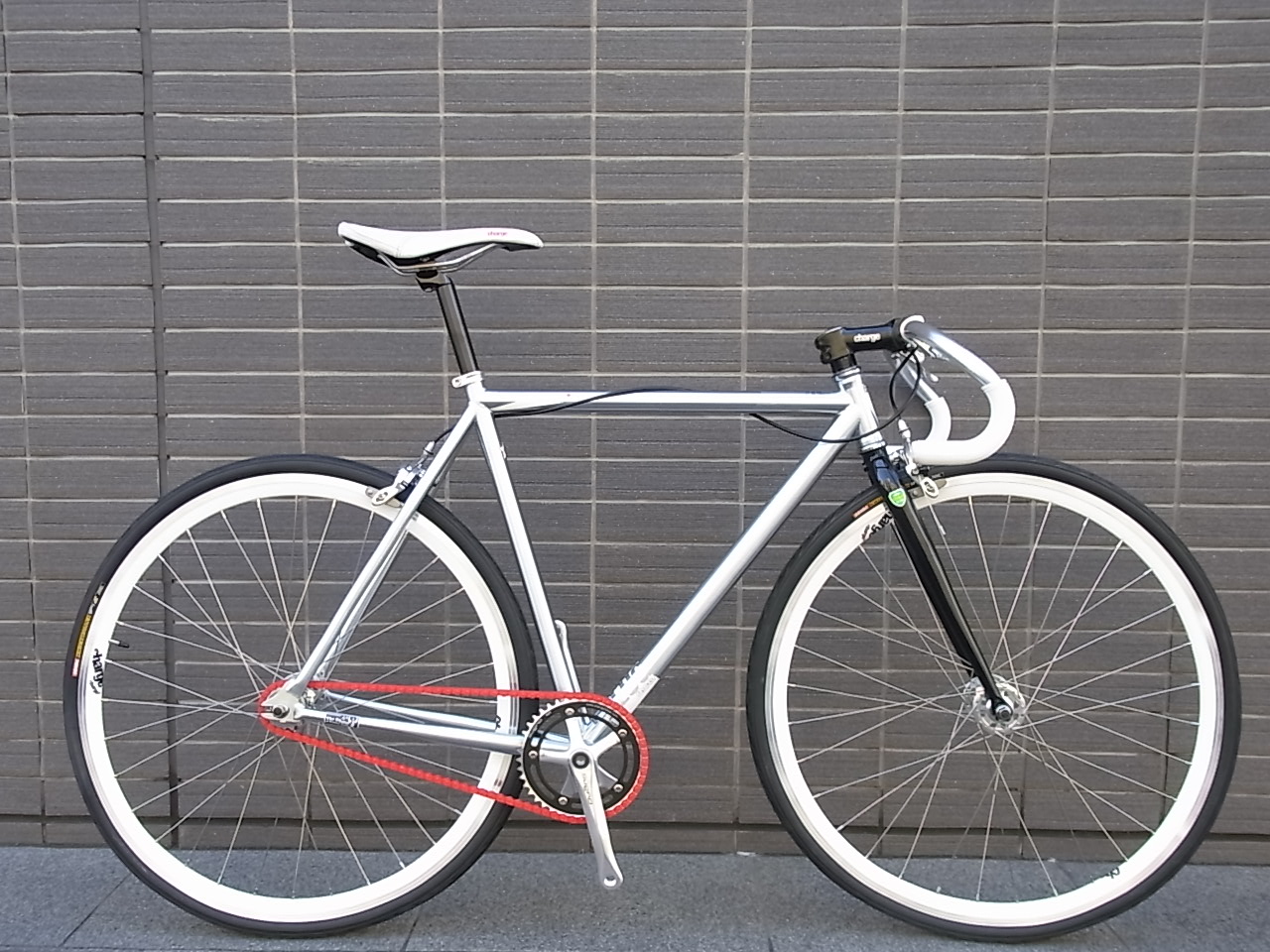 charge bikes・自転車（Plug Racer）入荷 ｜ couleur-クルール-