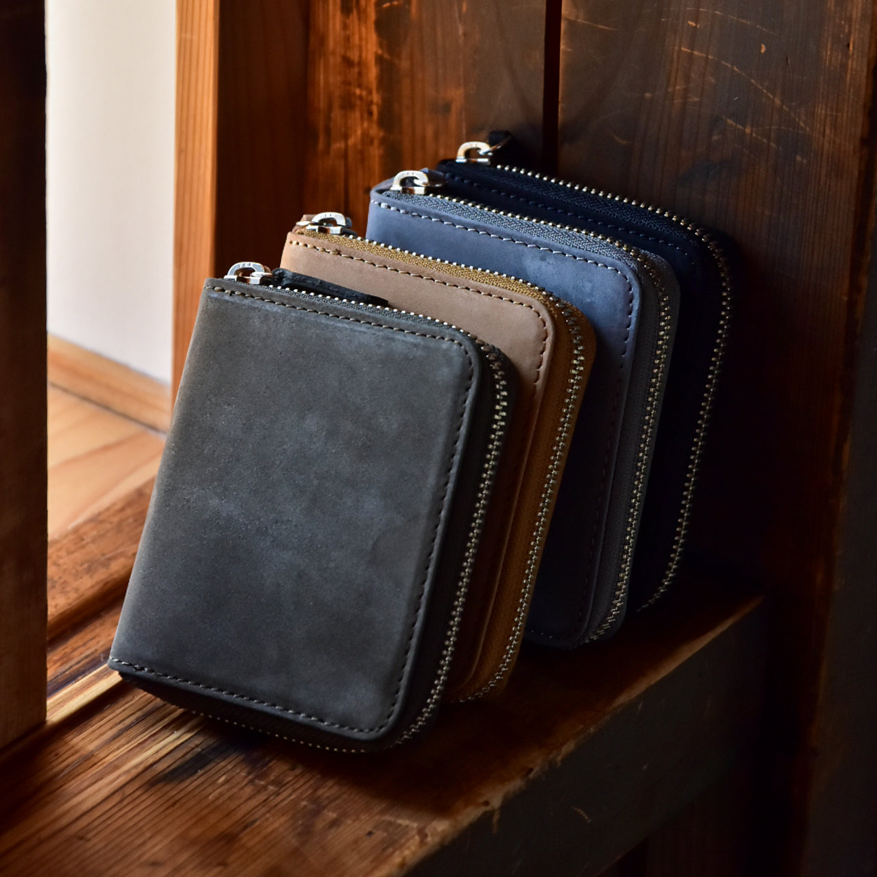 TATUM】MINI ROUND ZIP WALLET / ミニラウンドジップウォレット