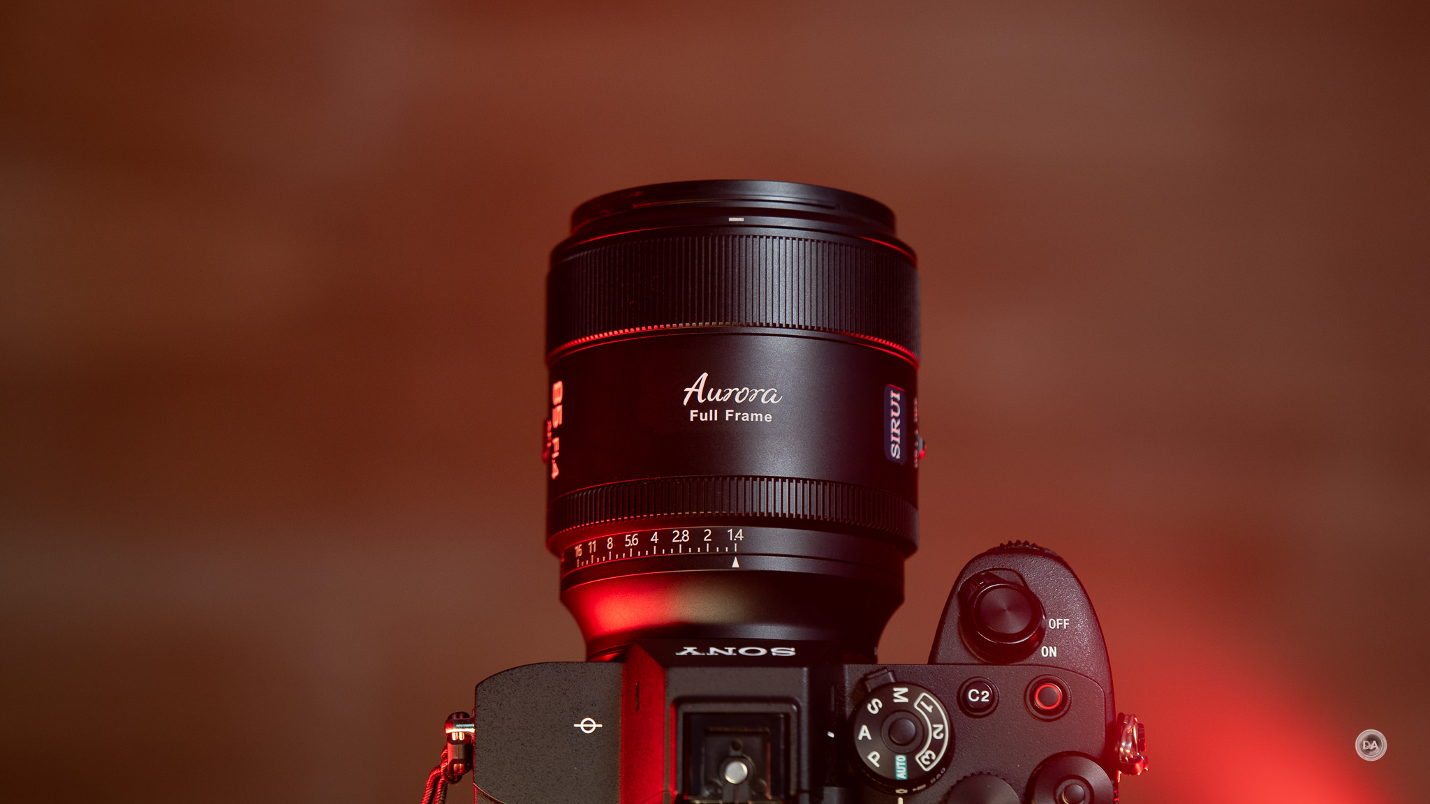 Sirui Aurora 85mm F1.4 Review - DustinAbbott.net