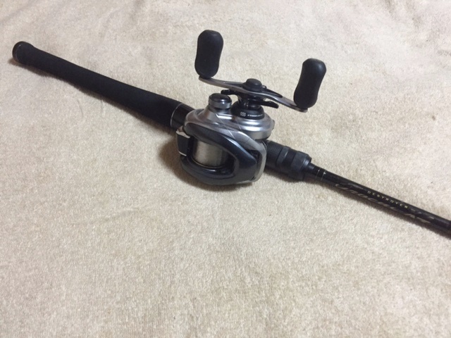 D] 愛の鞭、”ワンテンスティック” - DeeeP STREAM ディープストリーム