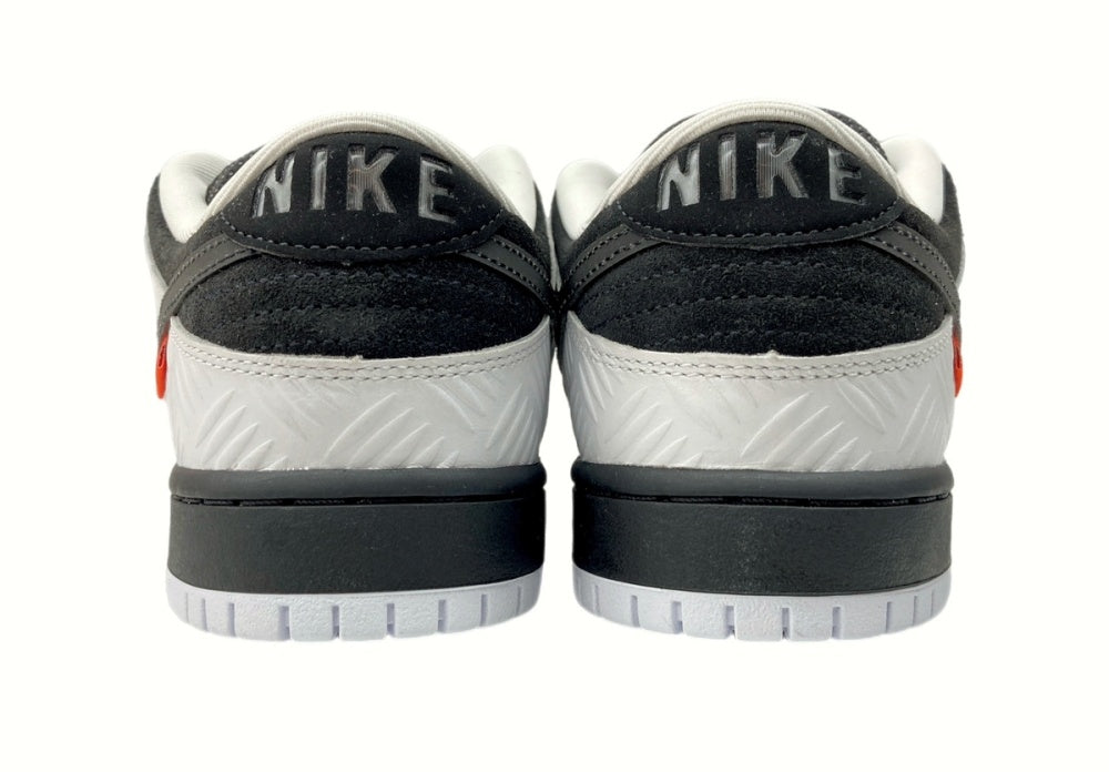 ナイキ NIKE 23年製 × TIGHTBOOTH タイトブース SB DUNK LOW PRO