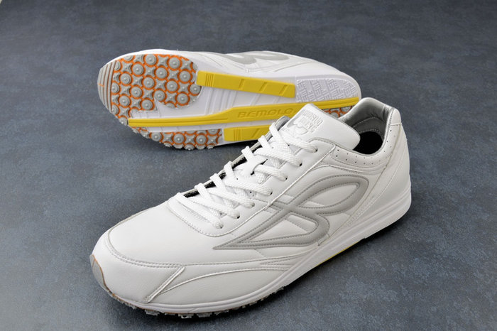 ビモロゴルフシューズ