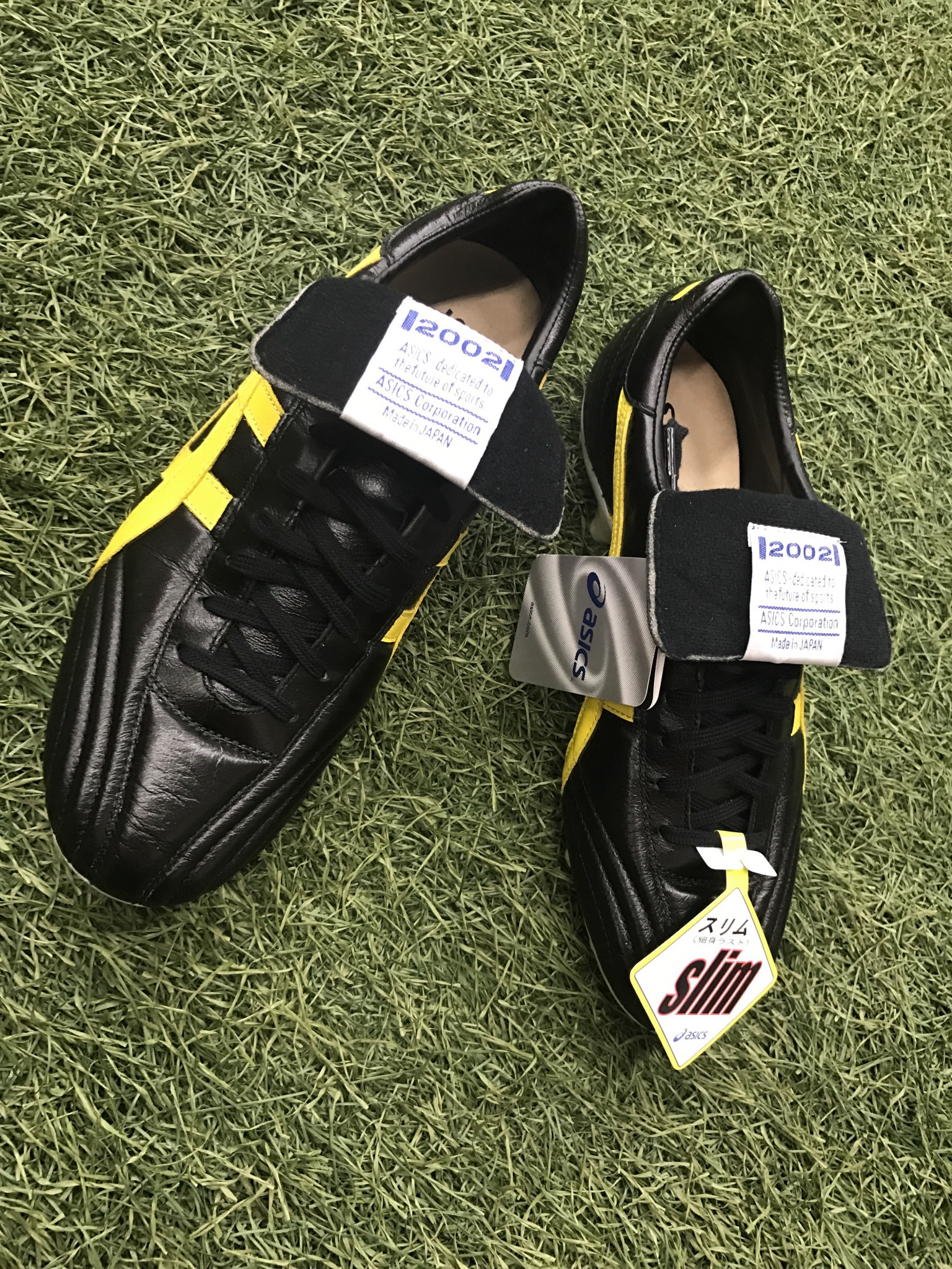 asicsサッカースパイク2002値下げ‼️ | 岡山・フットサルコート2面と